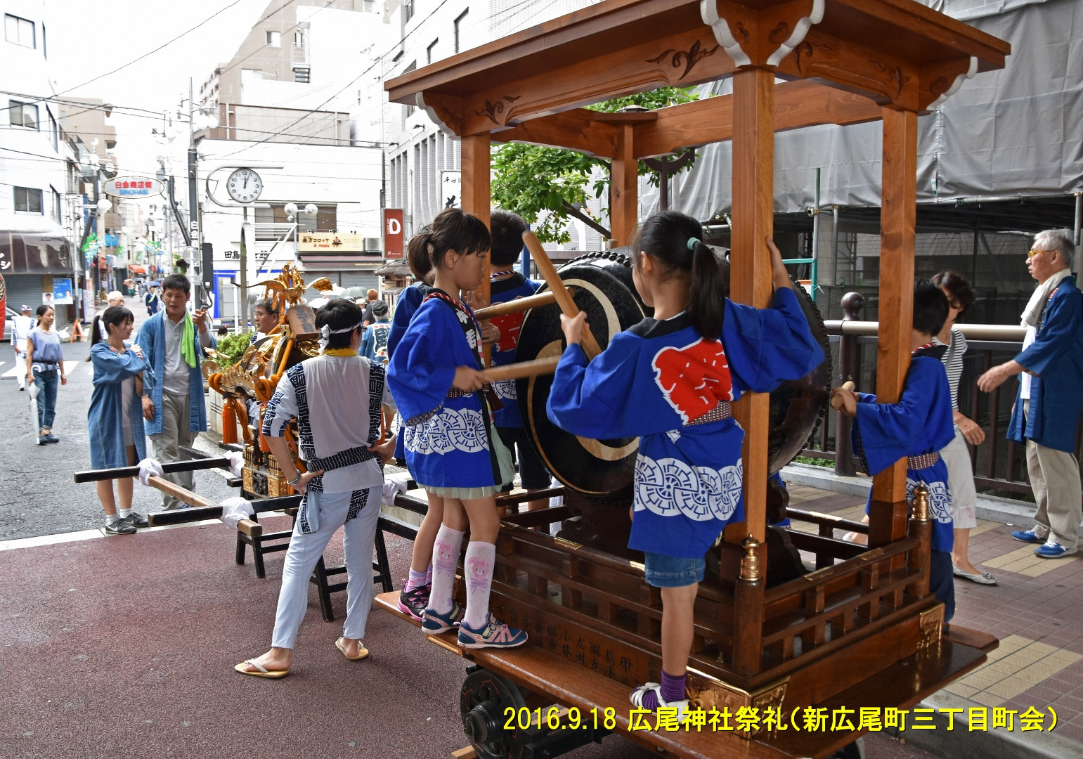 過去の秋まつりの様子